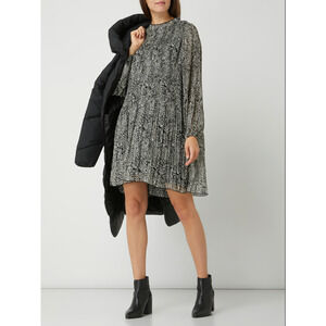 Neo Noir Women Med Dress Petra Clean Leo Chiffon Black White Crinkle Lined